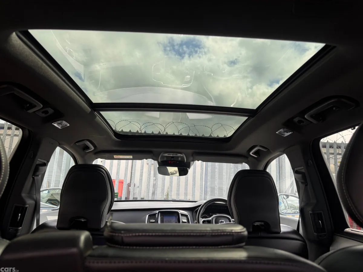 Volvo XC90 SUV, Petrol Plug-in Hybrid, 2019, Grey