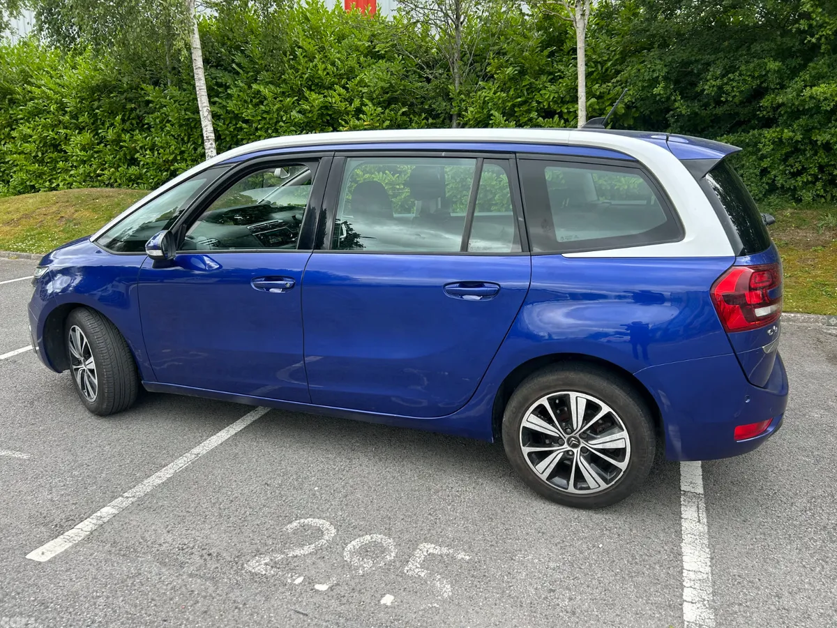 Citroen C4 Hatchback, Petrol, 2017, Blue