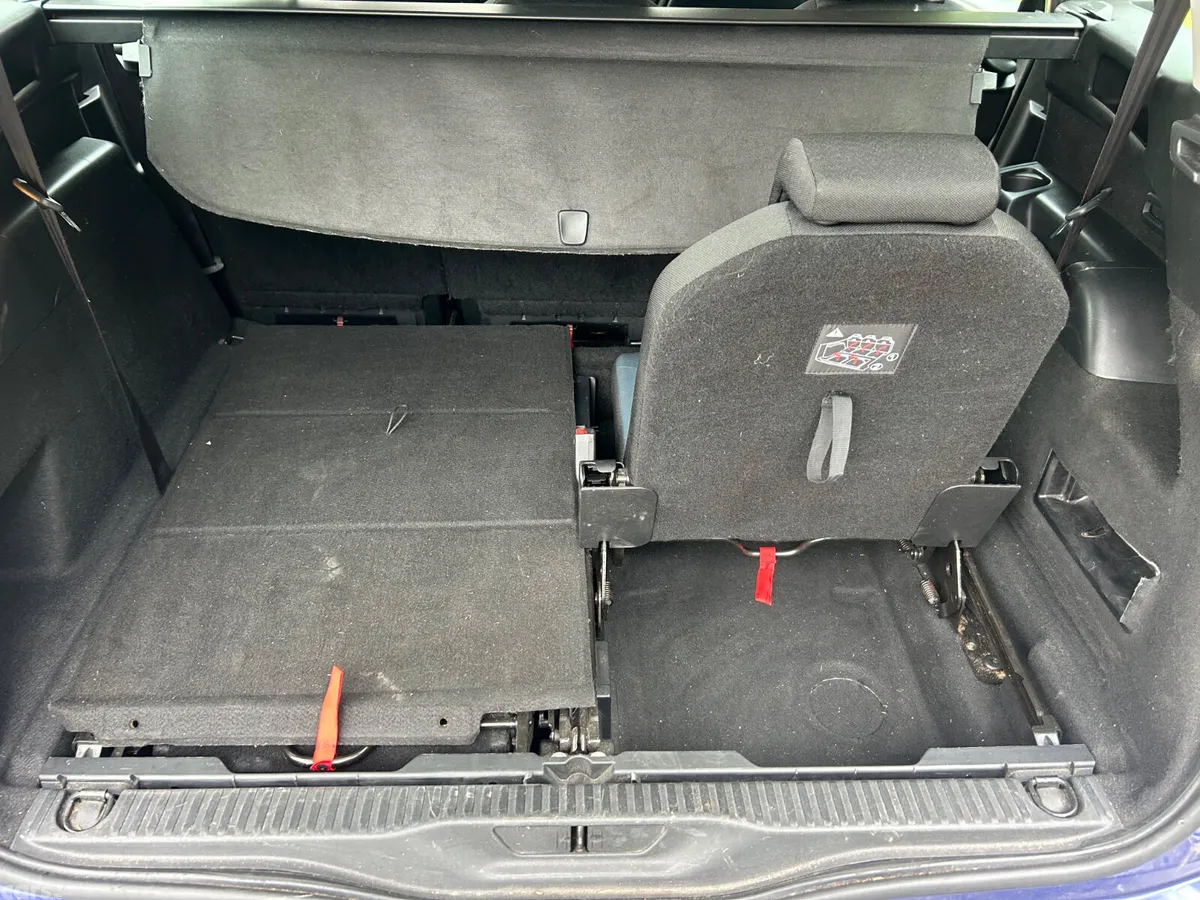 Citroen C4 Hatchback, Petrol, 2017, Blue