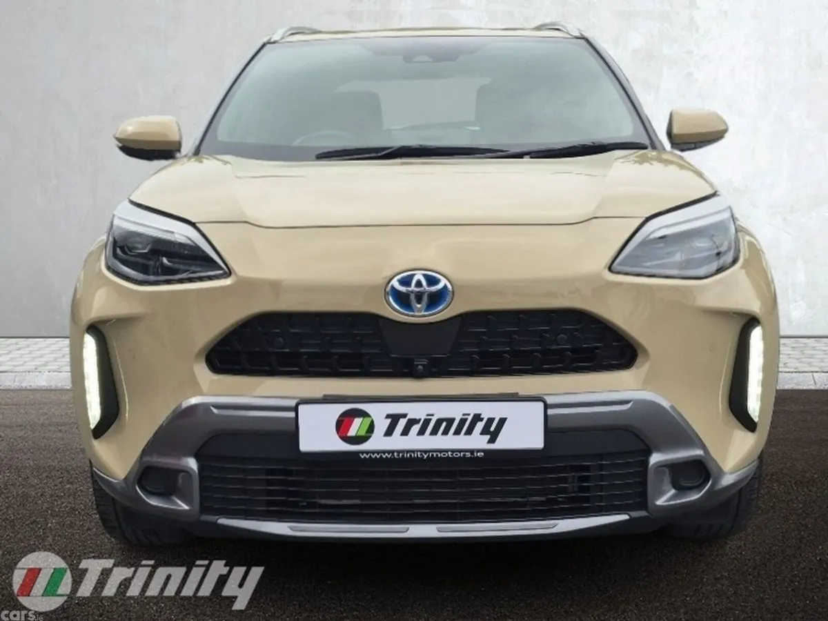 Toyota Yaris Cross SUV, Petrol Hybrid, 2023, Beige