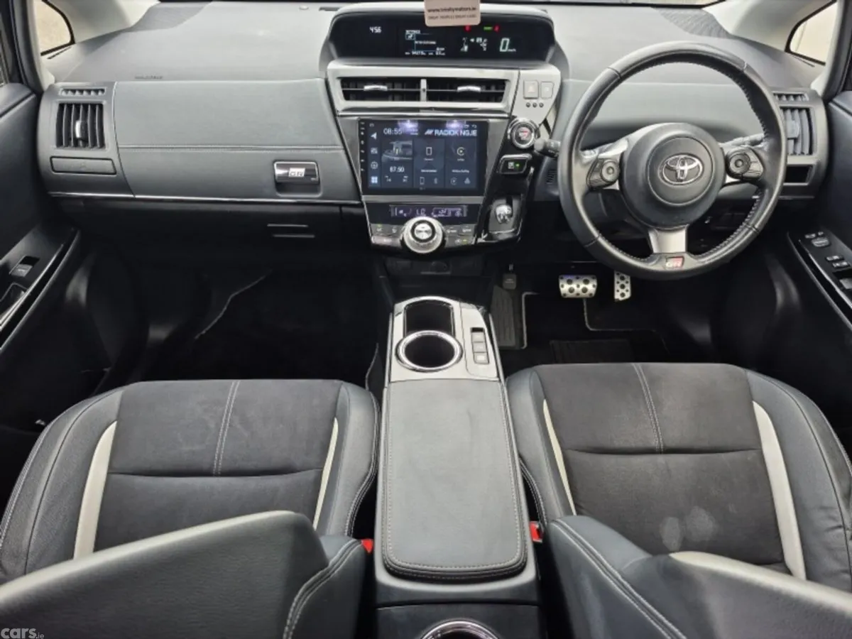Toyota Prius MPV, Petrol Hybrid, 2018, Black