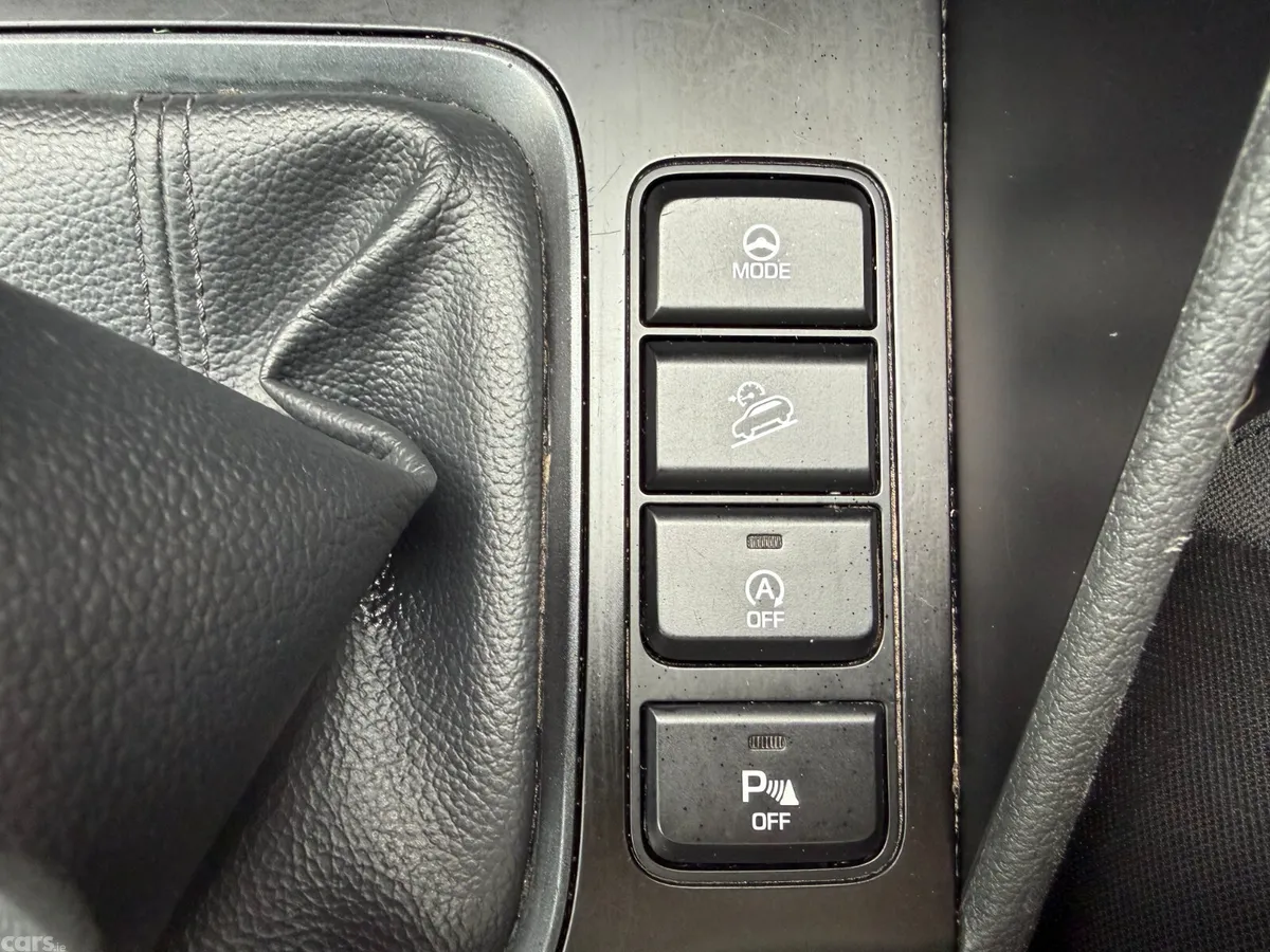 Hyundai Tucson Van, Diesel, 2019, Red