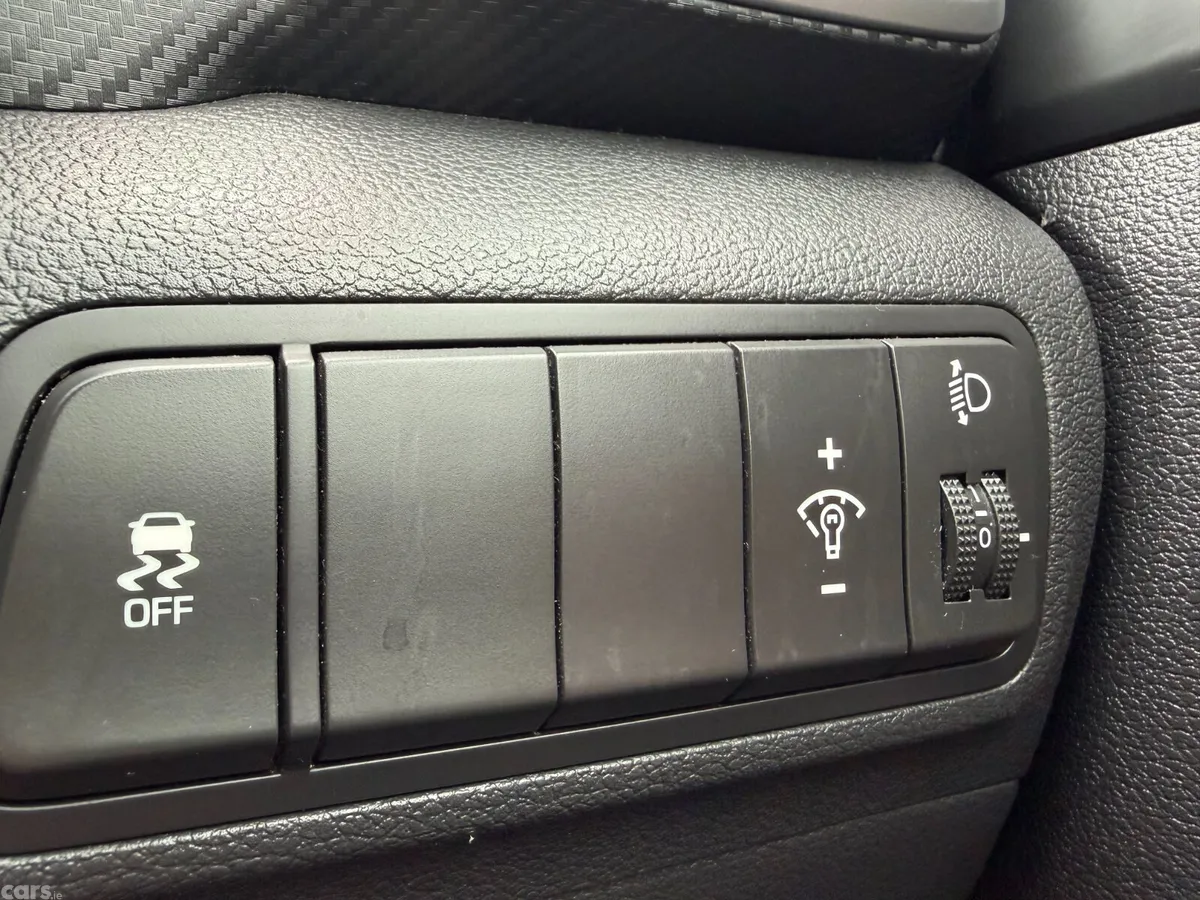 Hyundai Tucson Van, Diesel, 2019, Red