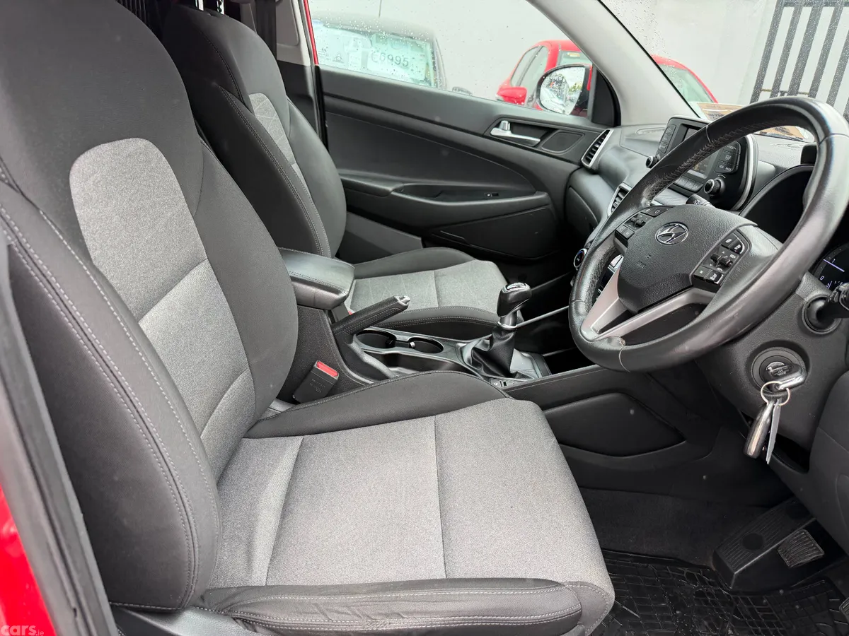 Hyundai Tucson Van, Diesel, 2019, Red