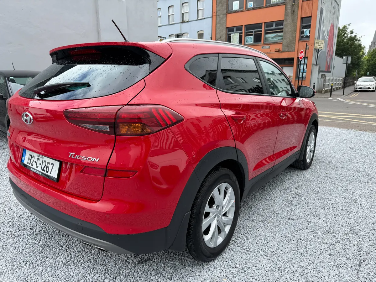Hyundai Tucson Van, Diesel, 2019, Red