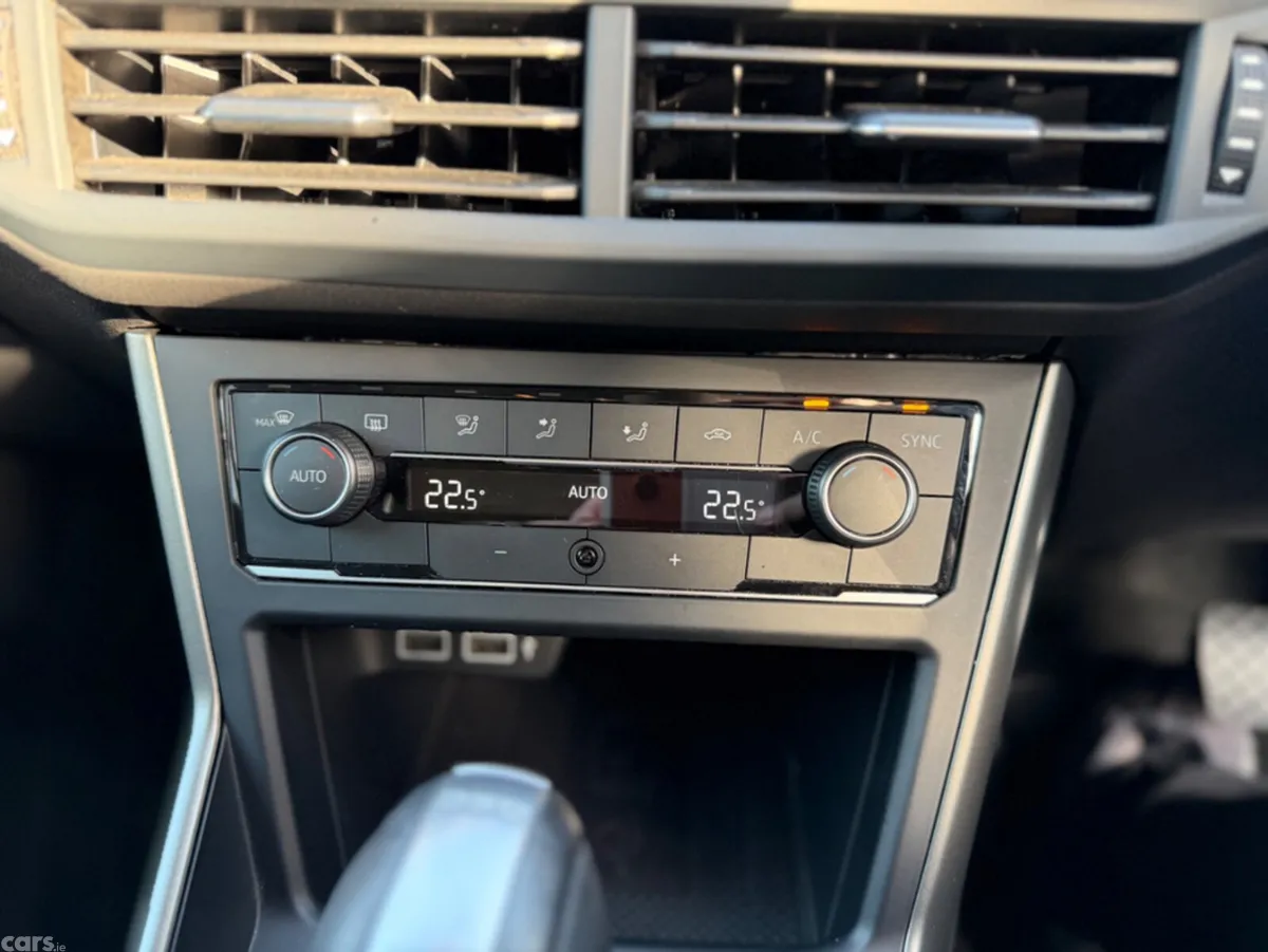 Volkswagen Polo Hatchback, Petrol, 2019, White