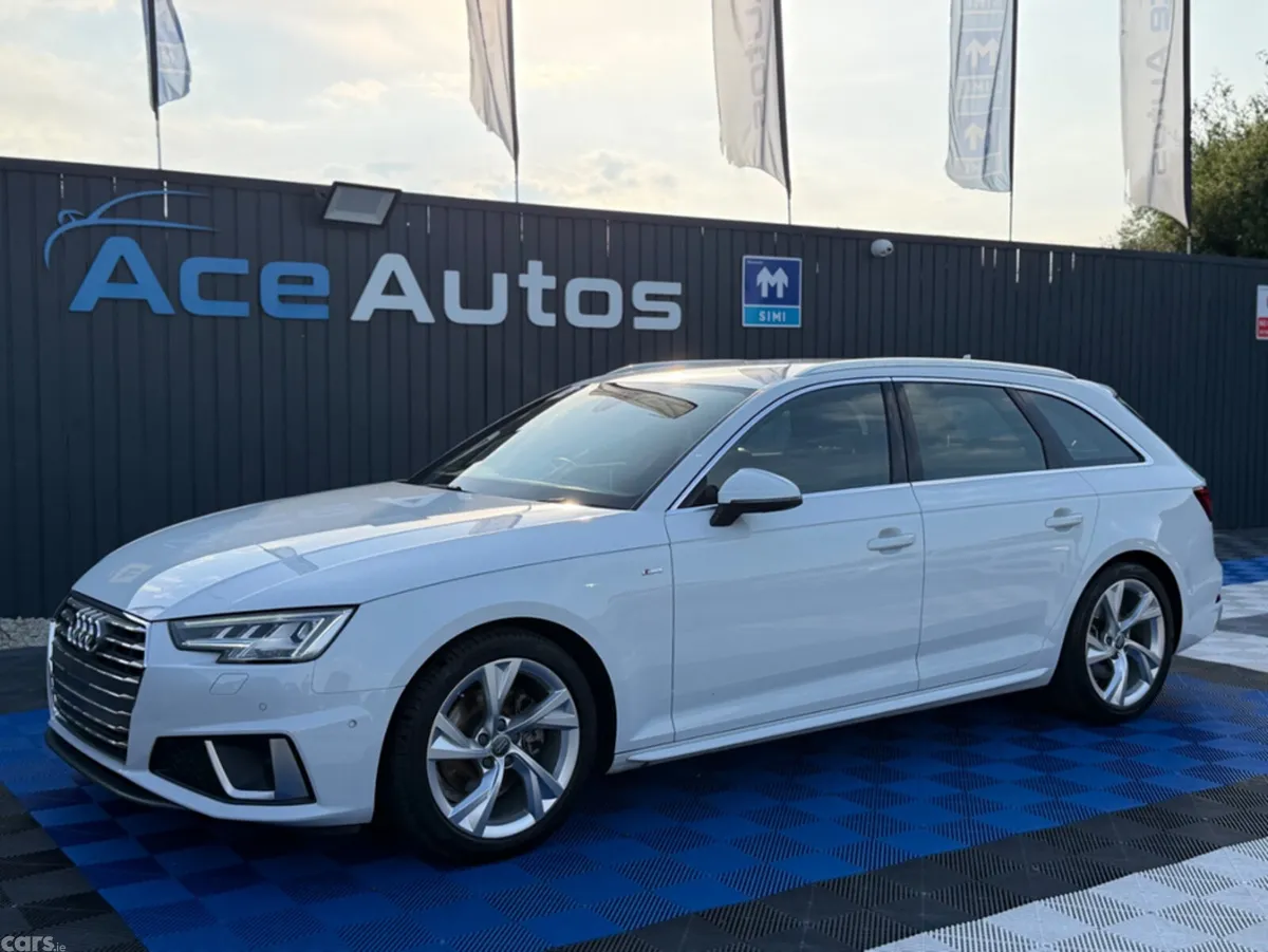 Audi A4 Estate, Petrol, 2019, White