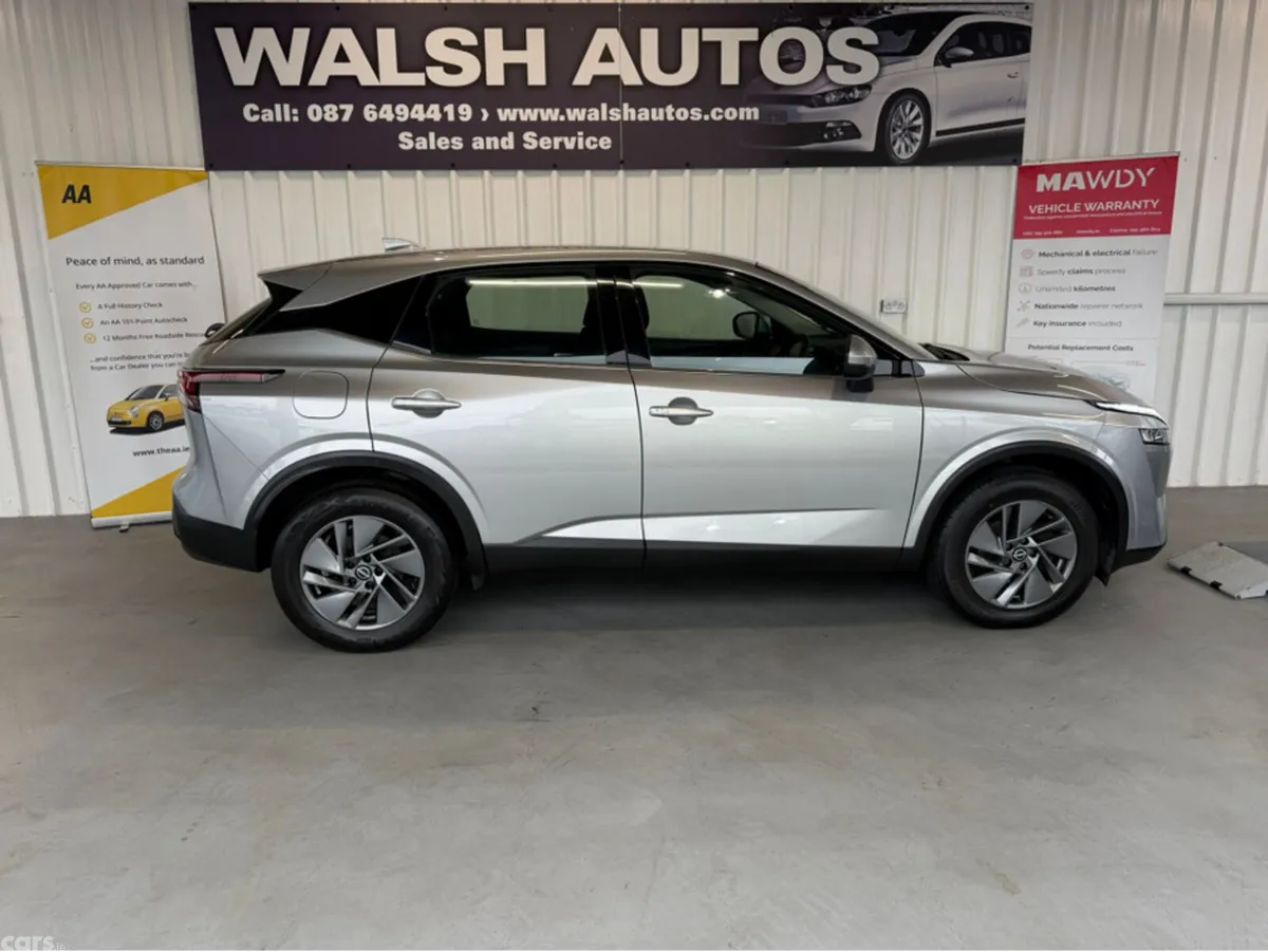 Nissan Qashqai MPV, Petrol, 2024, Grey