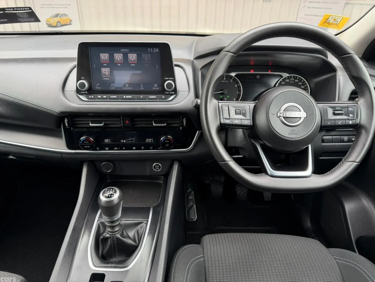 Nissan Qashqai MPV, Petrol, 2024, Grey