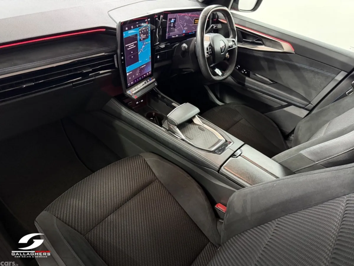 Renault Austral SUV, Petrol, 2024, Red