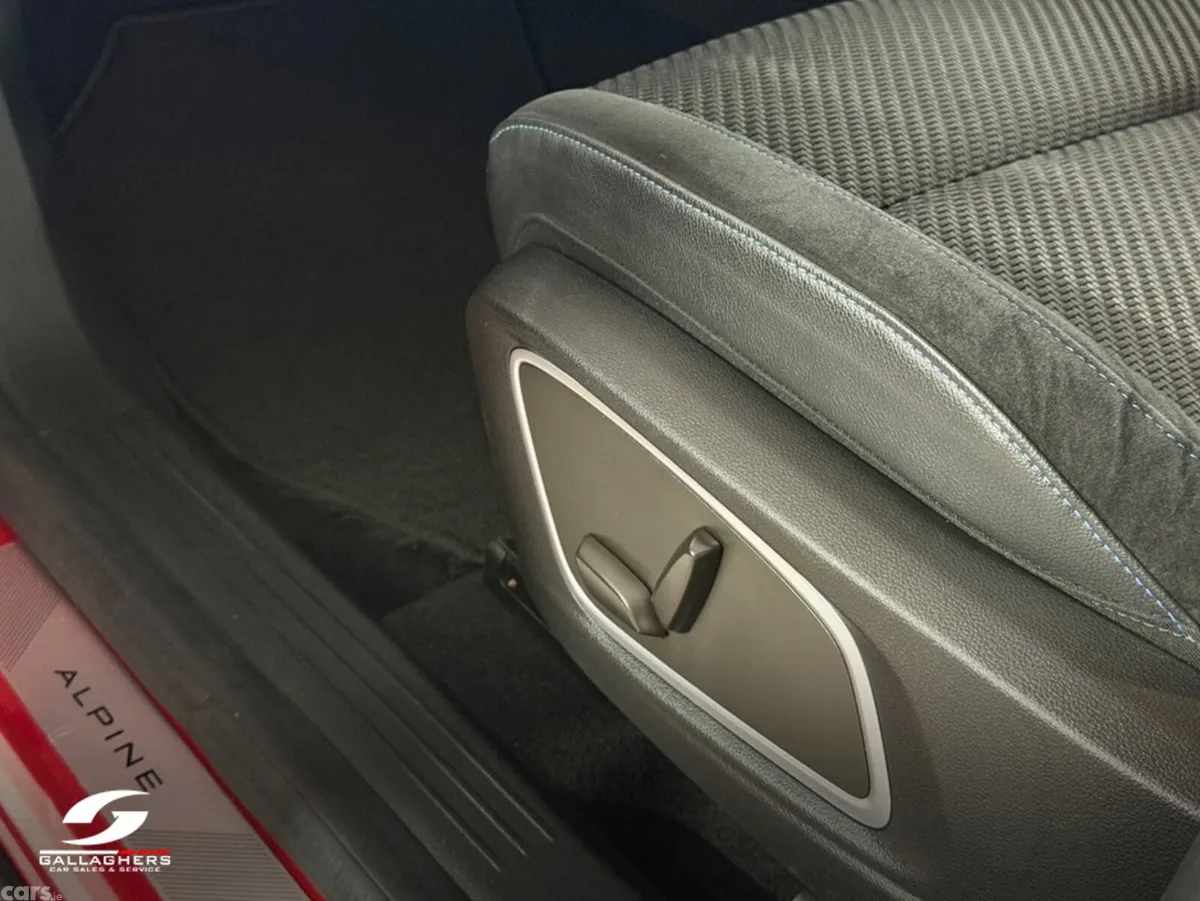 Renault Austral SUV, Petrol, 2024, Red