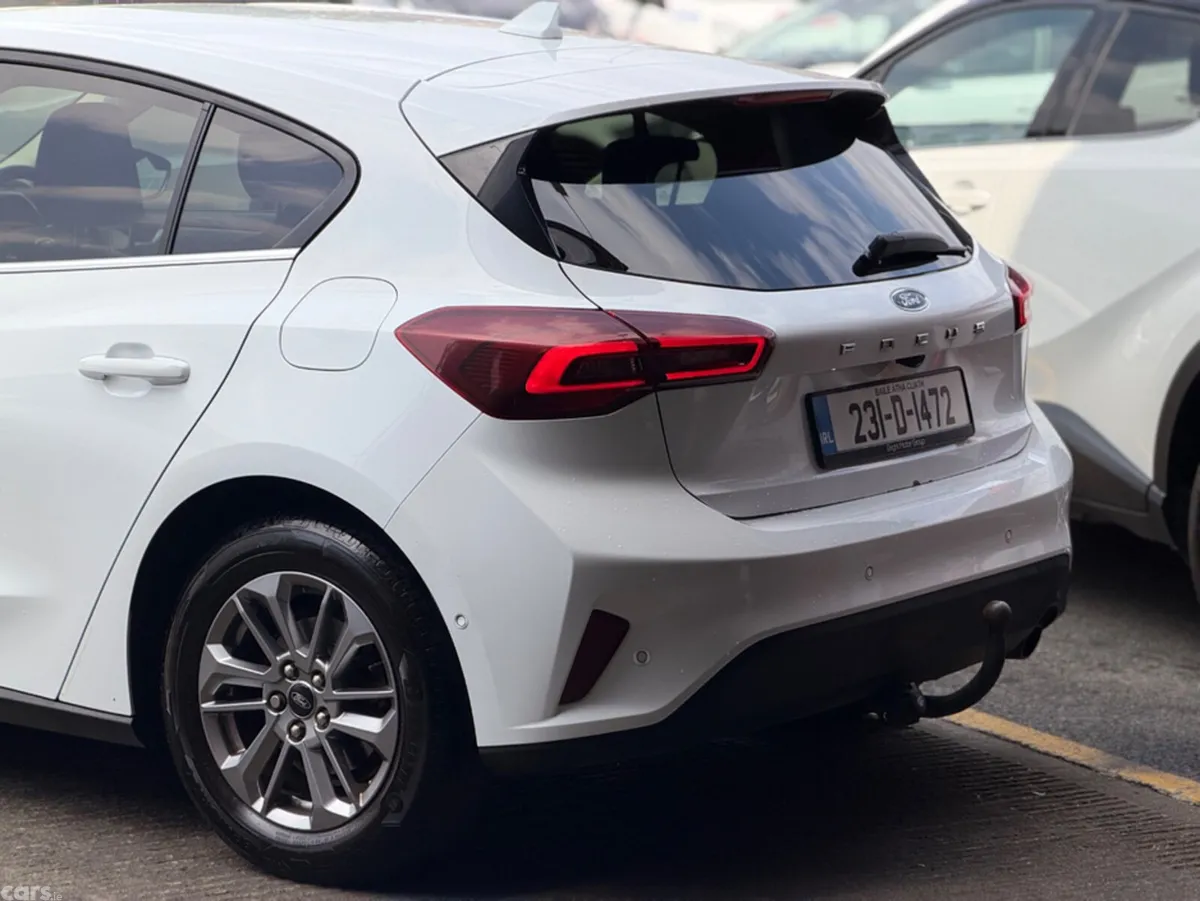 Ford Focus Hatchback, Petrol, 2023, White
