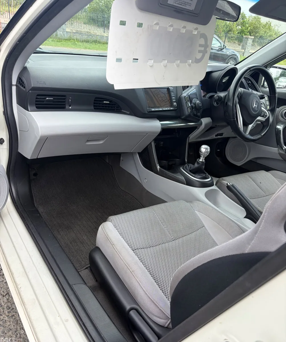 Honda CR-Z Coupe, Petrol Hybrid, 2011, White