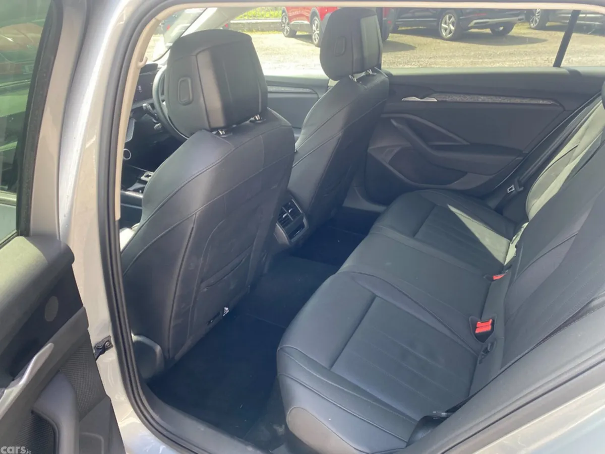 Skoda Superb Estate/Jeep, Diesel, 2025, Grey