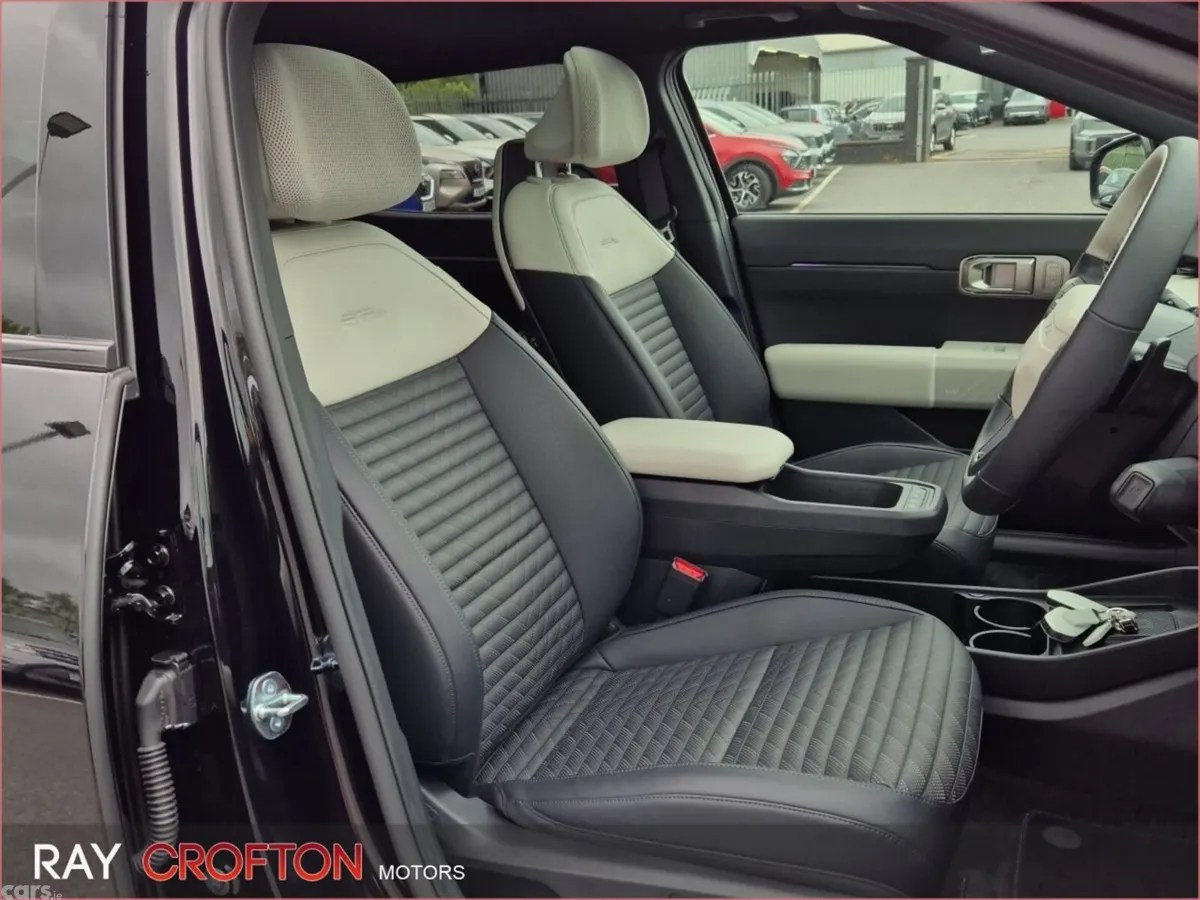 Kia EV4 Saloon, Electric, 2026, Black