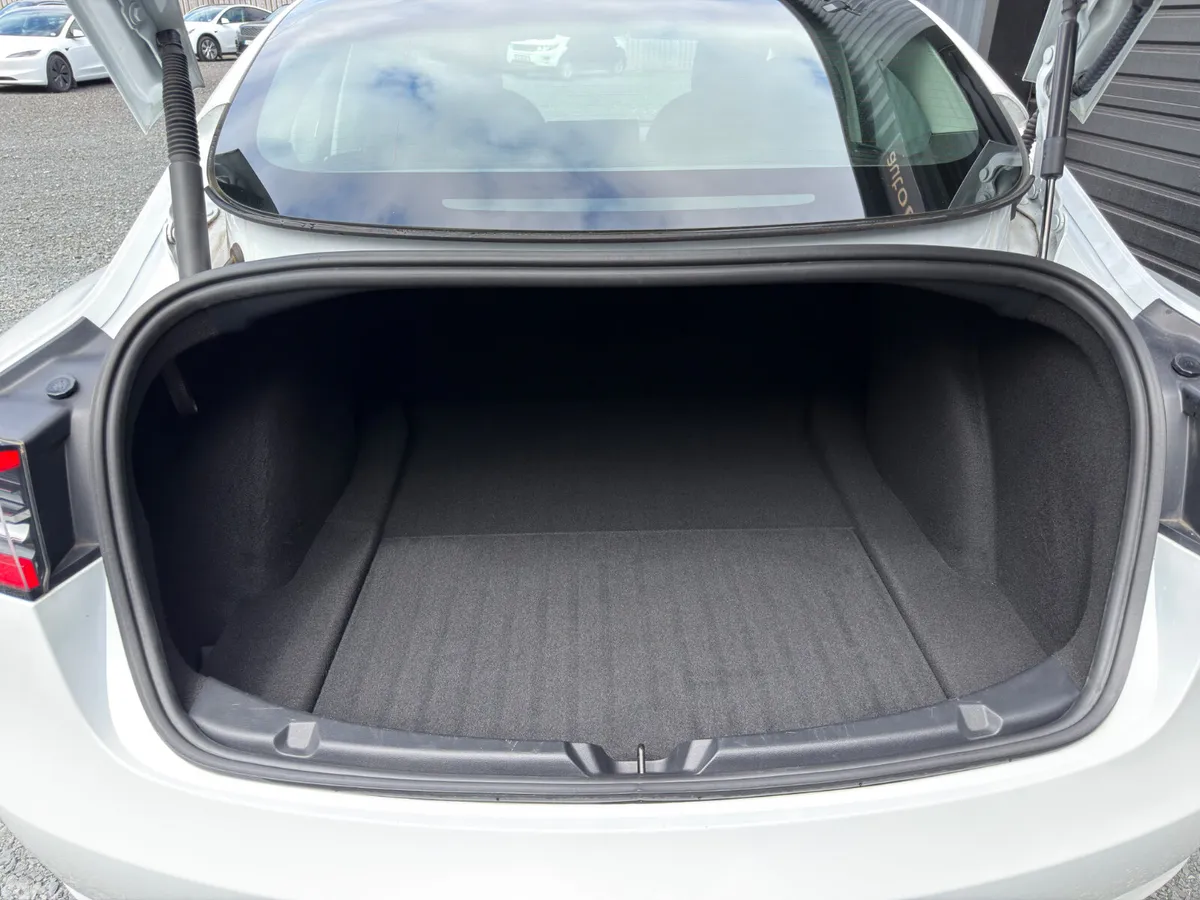 Tesla Model 3 Saloon, Electric, 2023, White