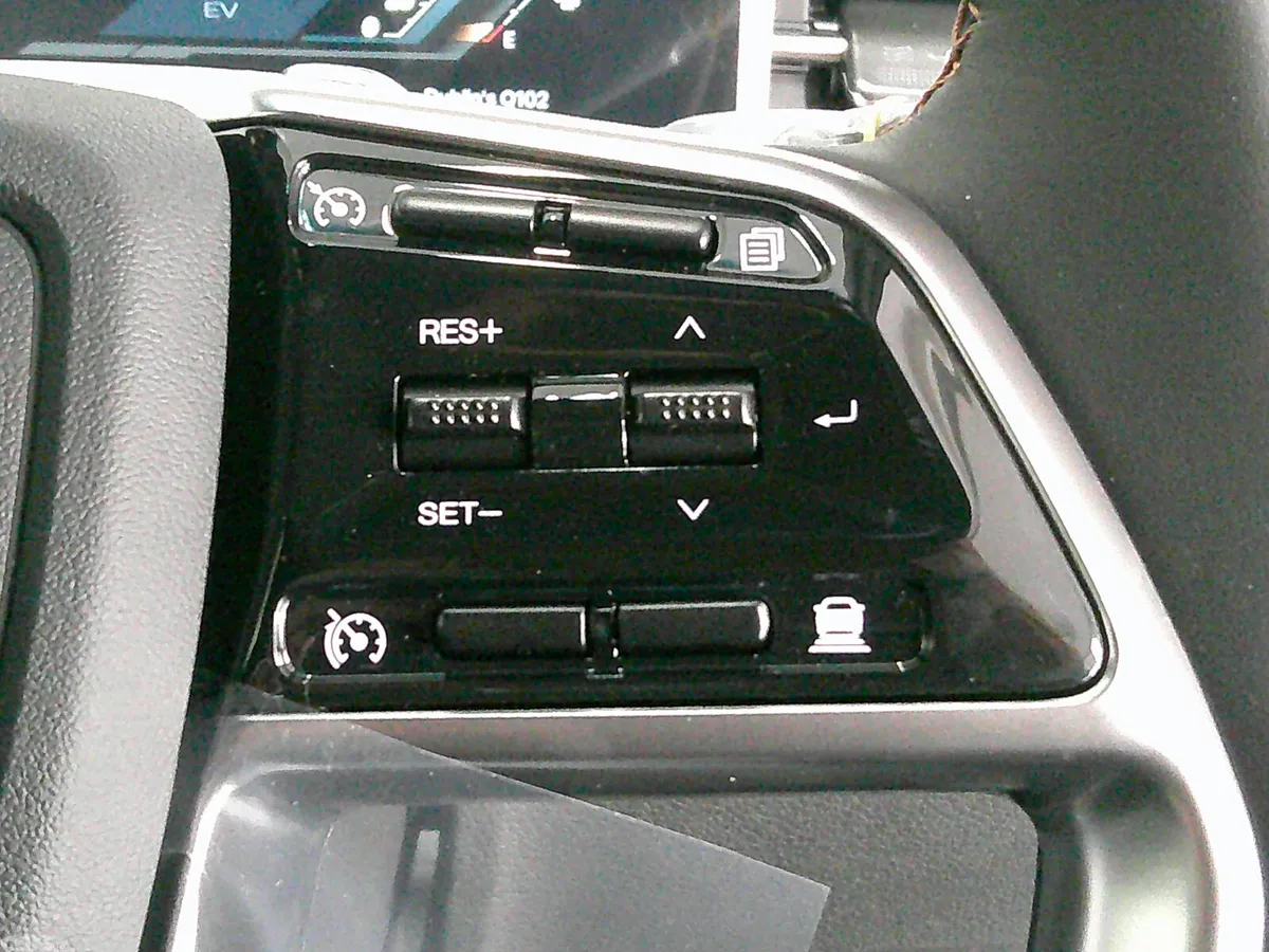 KGM Torres SUV, Petrol Hybrid, 2026, Silver