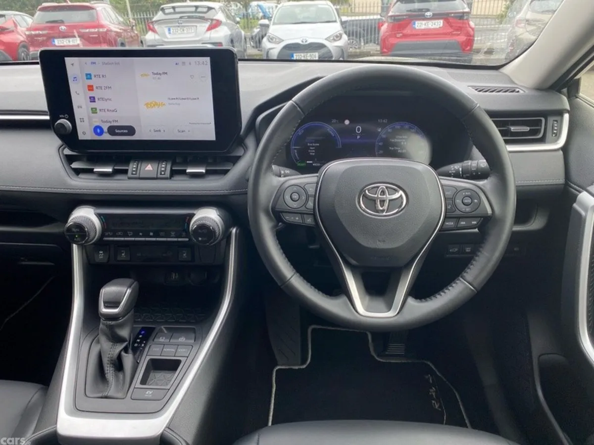 Toyota RAV4 SUV, Petrol Hybrid, 2023, Grey