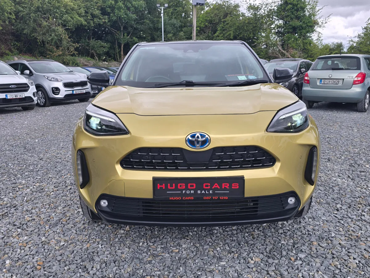 Toyota Yaris Cross Hatchback, Petrol Hybrid, 2022, Yellow