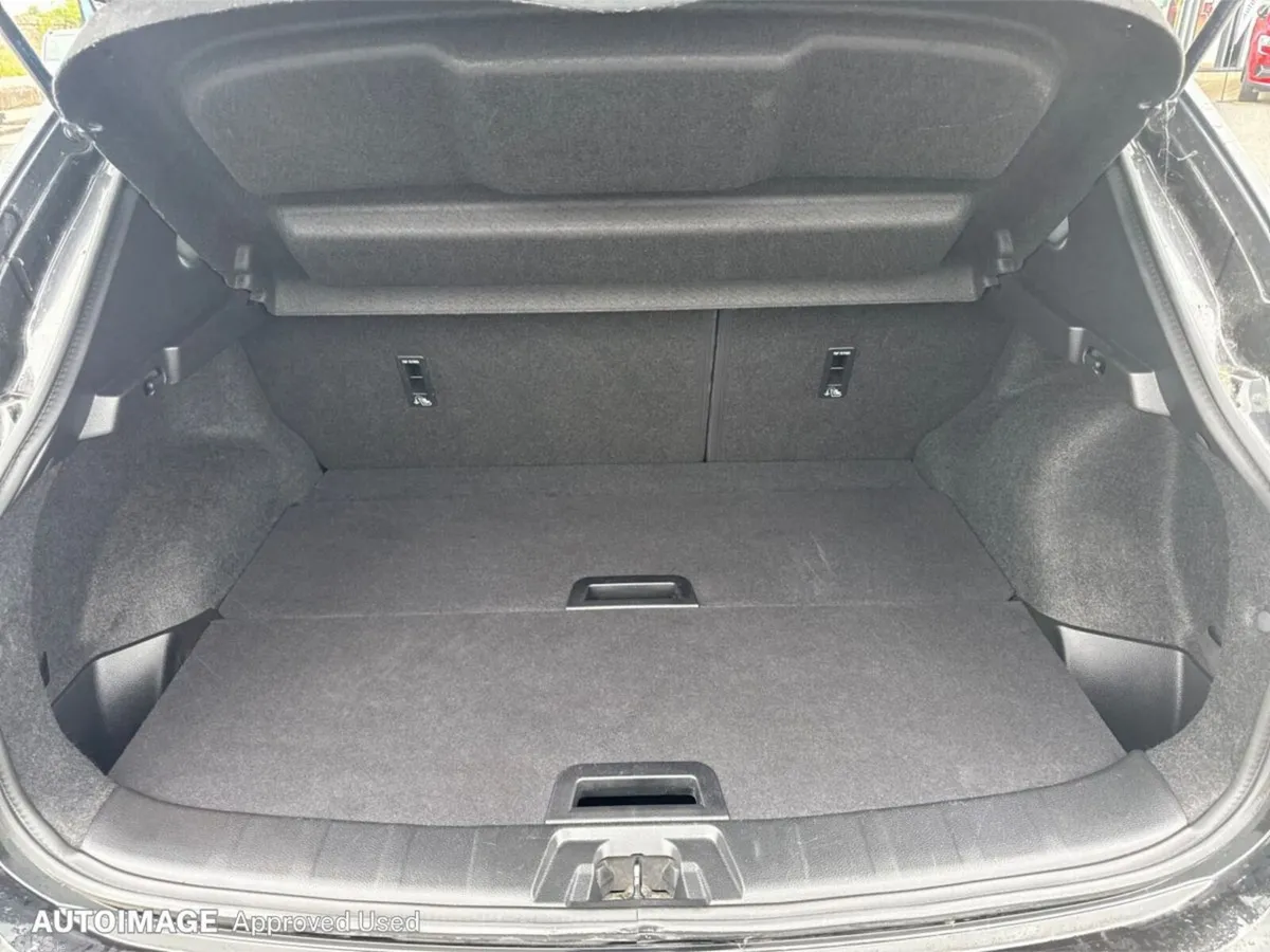 Nissan Qashqai MPV, Diesel, 2018, Black