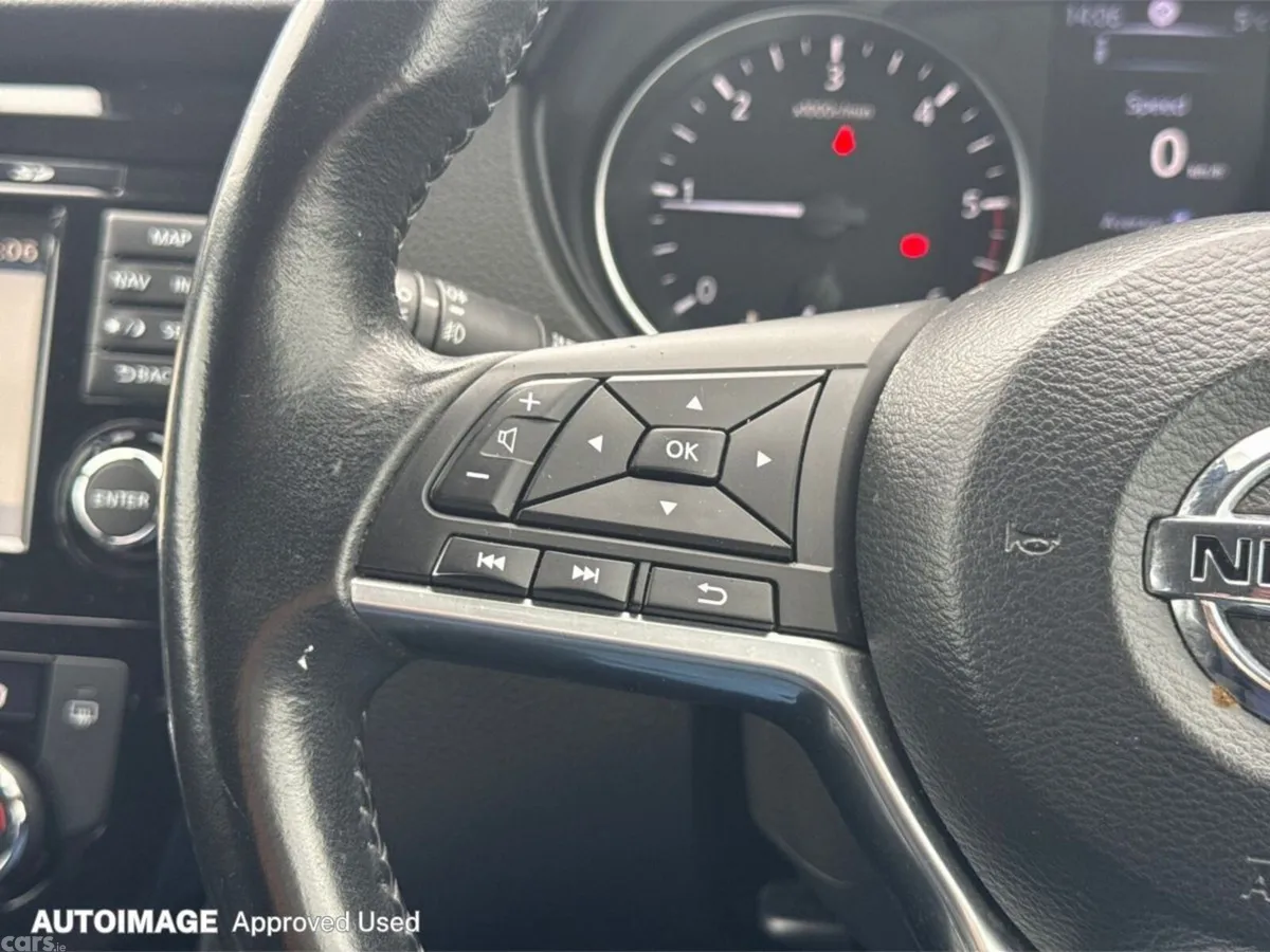 Nissan Qashqai MPV, Diesel, 2018, Black