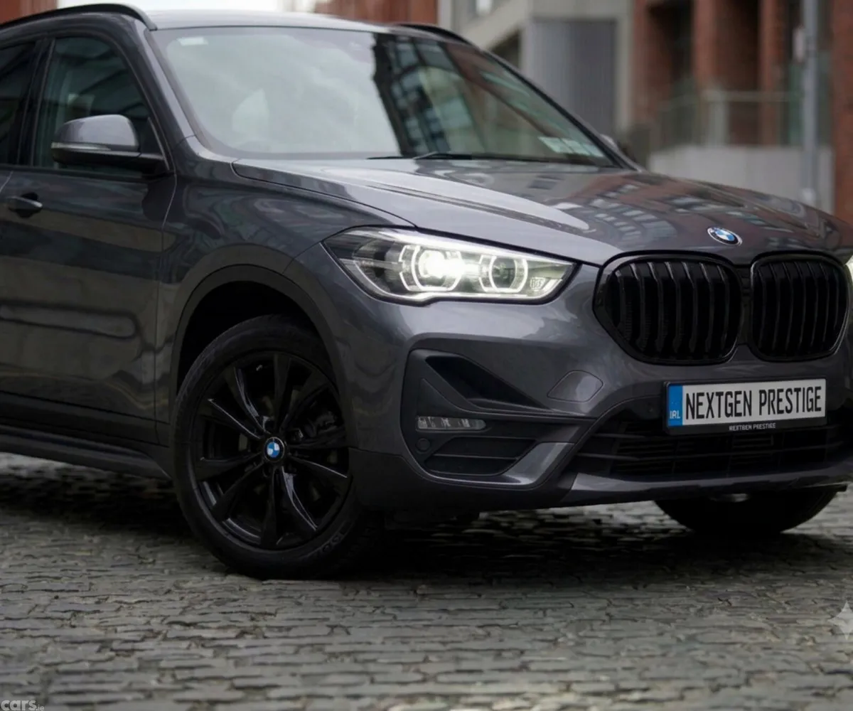 BMW X1 Estate/Jeep, Petrol Plug-in Hybrid, 2020, Grey