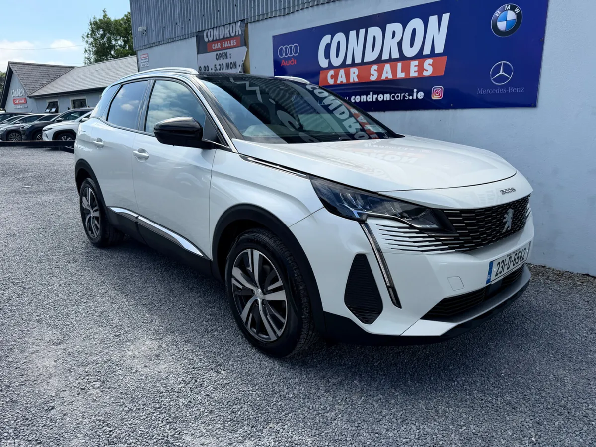 Peugeot 3008 MPV, Diesel, 2023, White