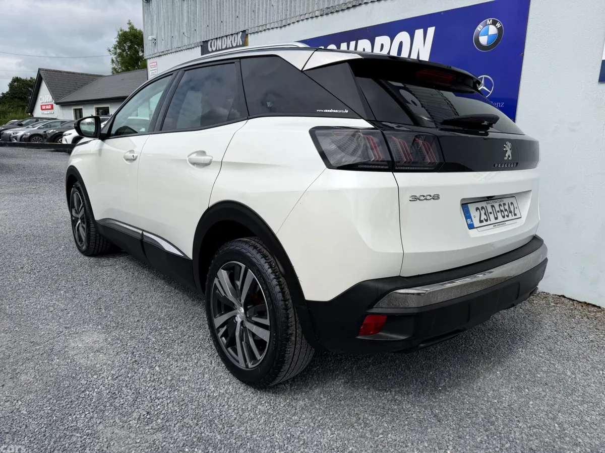 Peugeot 3008 MPV, Diesel, 2023, White