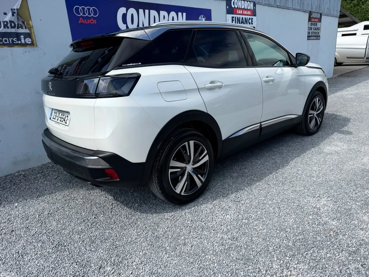 Peugeot 3008 MPV, Diesel, 2023, White