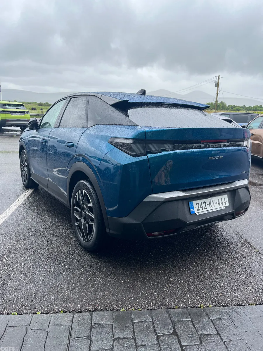 Peugeot 3008 MPV, Petrol Hybrid, 2024, Blue