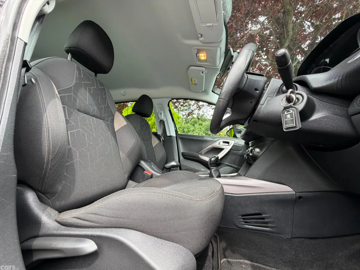 Peugeot 2008 SUV, Diesel, 2016, Black