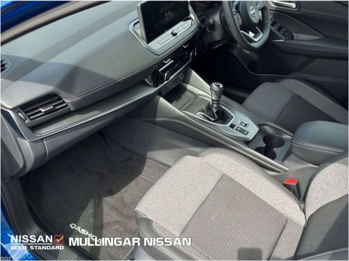 Nissan Qashqai MPV, Petrol Hybrid, 2026, Blue