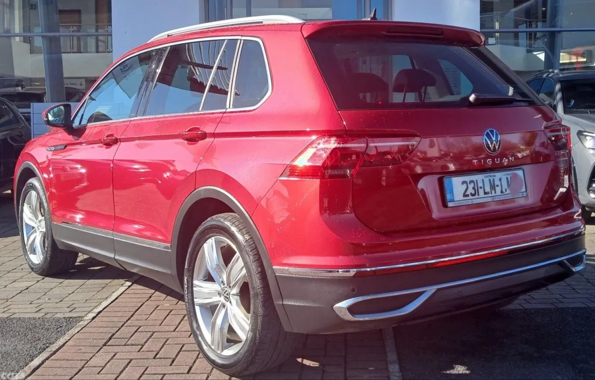 Volkswagen Tiguan SUV, Diesel, 2023, Red