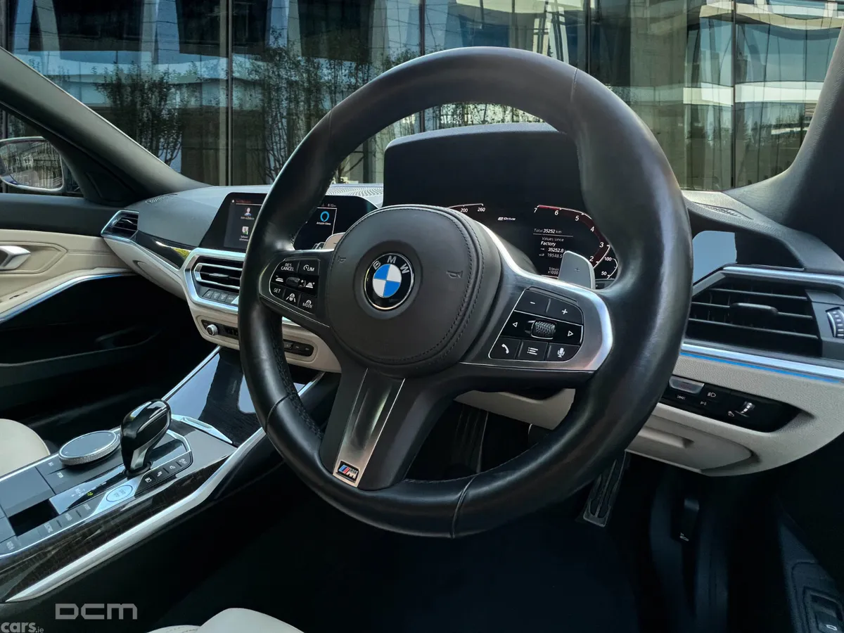 BMW 3-Series Saloon, Petrol Plug-in Hybrid, 2021, Black