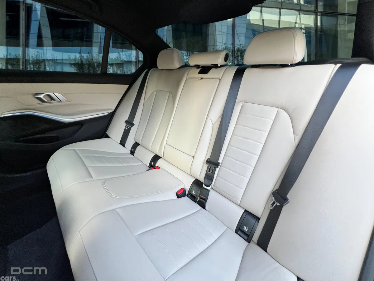 BMW 3-Series Saloon, Petrol Plug-in Hybrid, 2021, Black