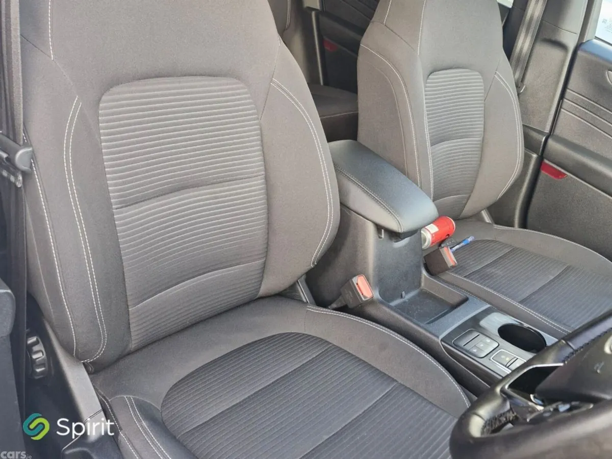 Ford Kuga SUV, Petrol Plug-in Hybrid, 2023, White