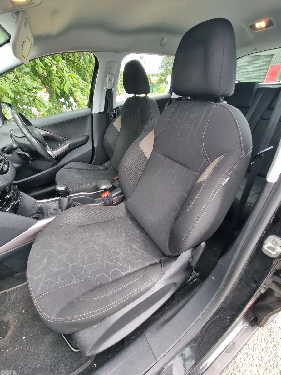 Peugeot 2008 SUV, Diesel, 2016, Black