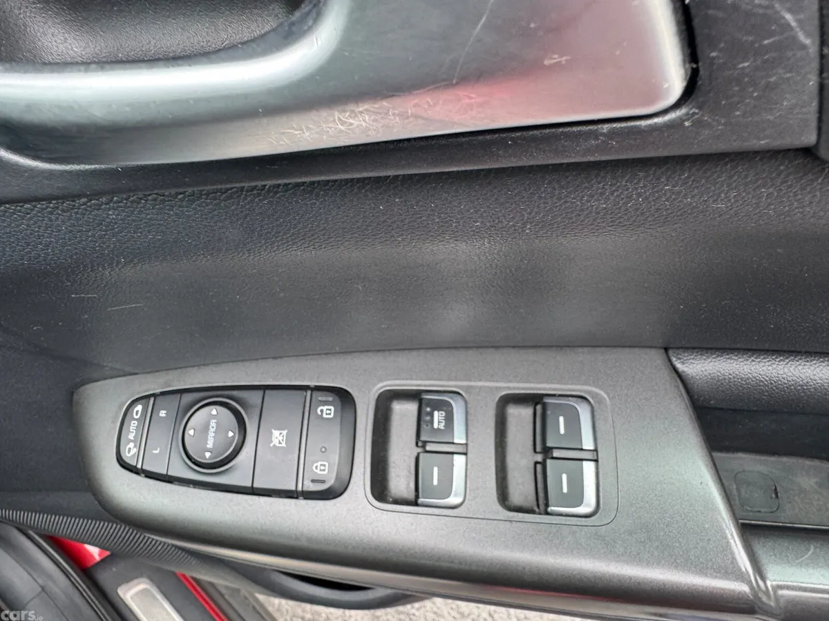 Kia Sportage SUV, Diesel, 2016, Red