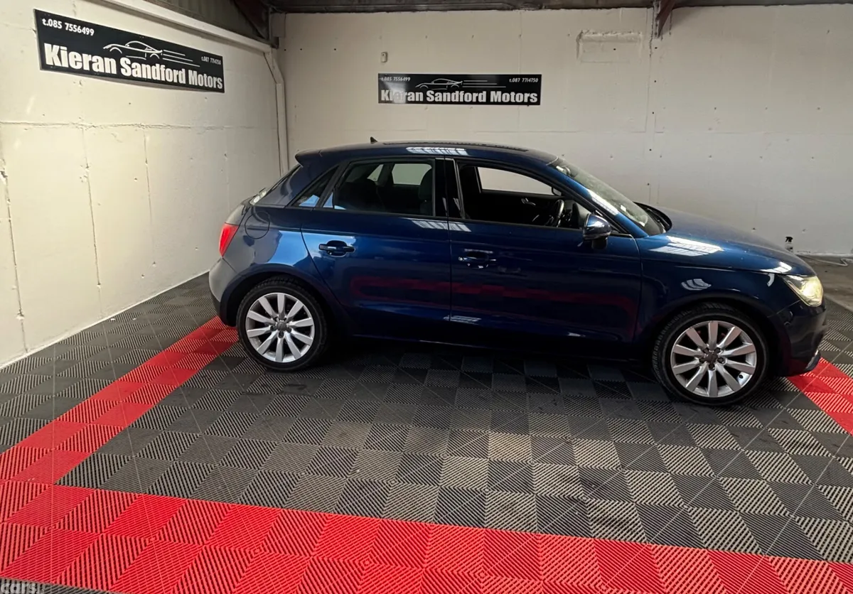 Audi A1 Hatchback, Petrol, 2014, Blue