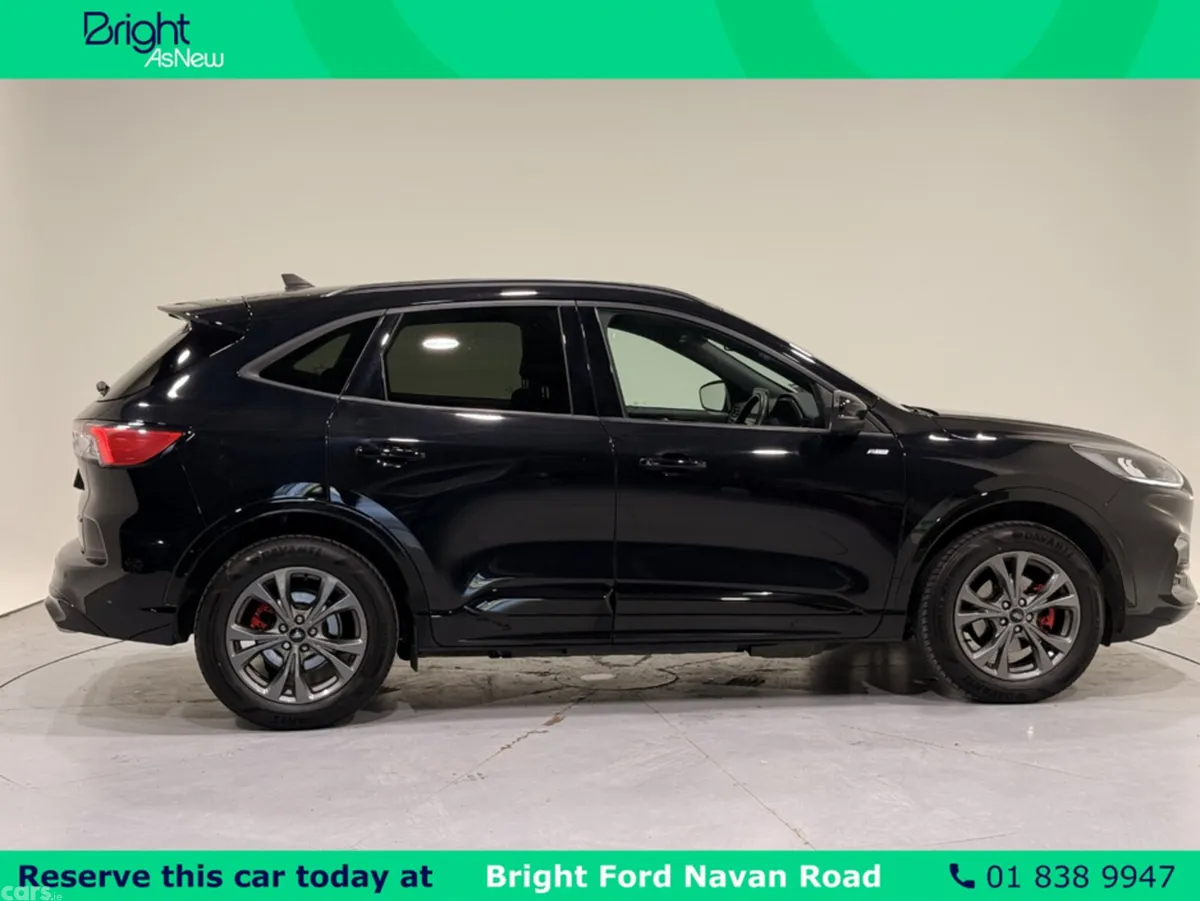 Ford Kuga MPV, Petrol Plug-in Hybrid, 2023, Black