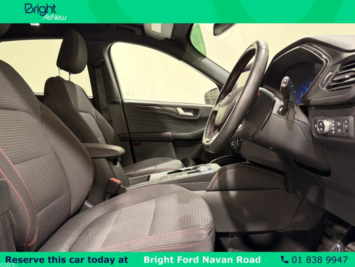Ford Kuga MPV, Petrol Plug-in Hybrid, 2023, Black