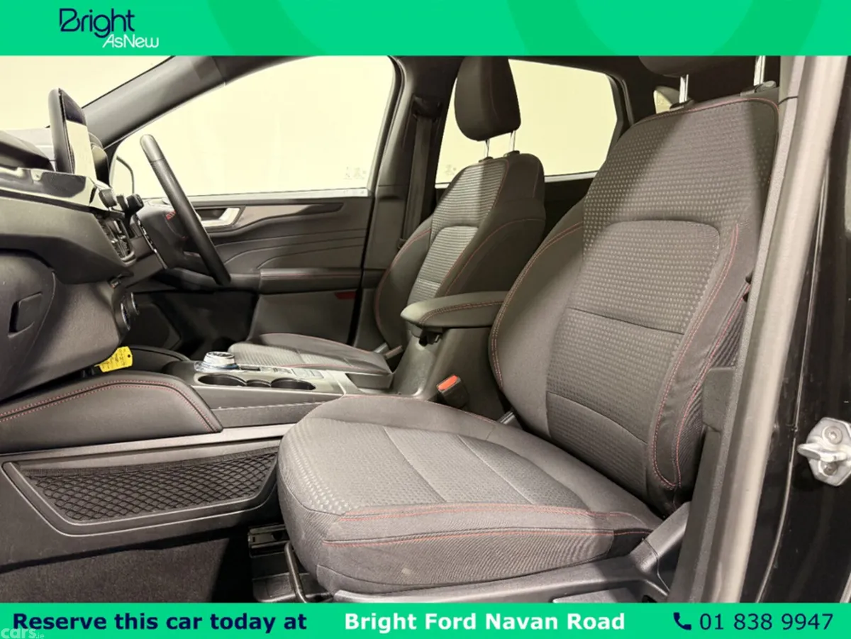 Ford Kuga MPV, Petrol Plug-in Hybrid, 2023, Black