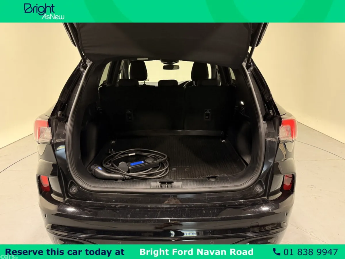 Ford Kuga MPV, Petrol Plug-in Hybrid, 2023, Black