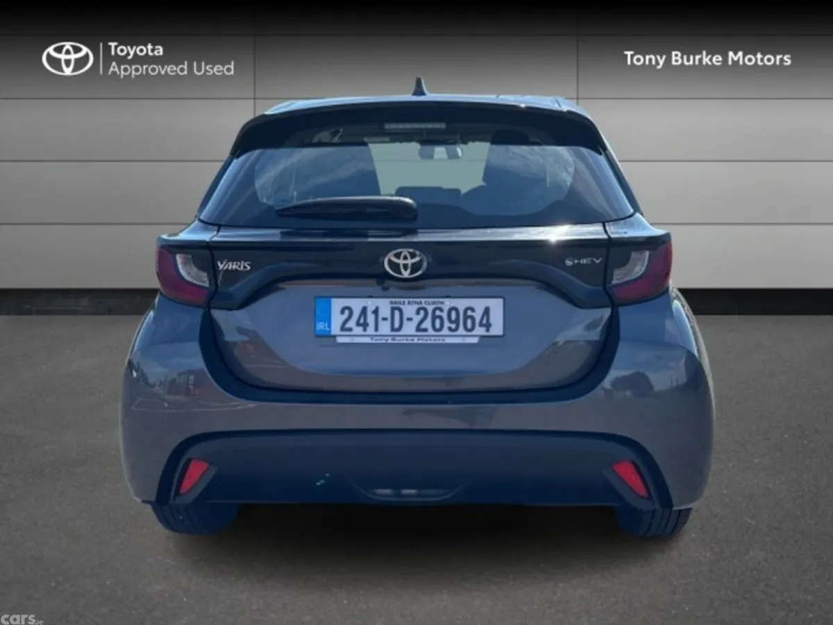 Toyota Yaris Hatchback, Petrol Hybrid, 2024, Grey