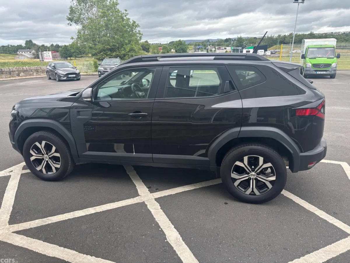 Dacia Duster Hatchback, Petrol Hybrid, 2025, Black