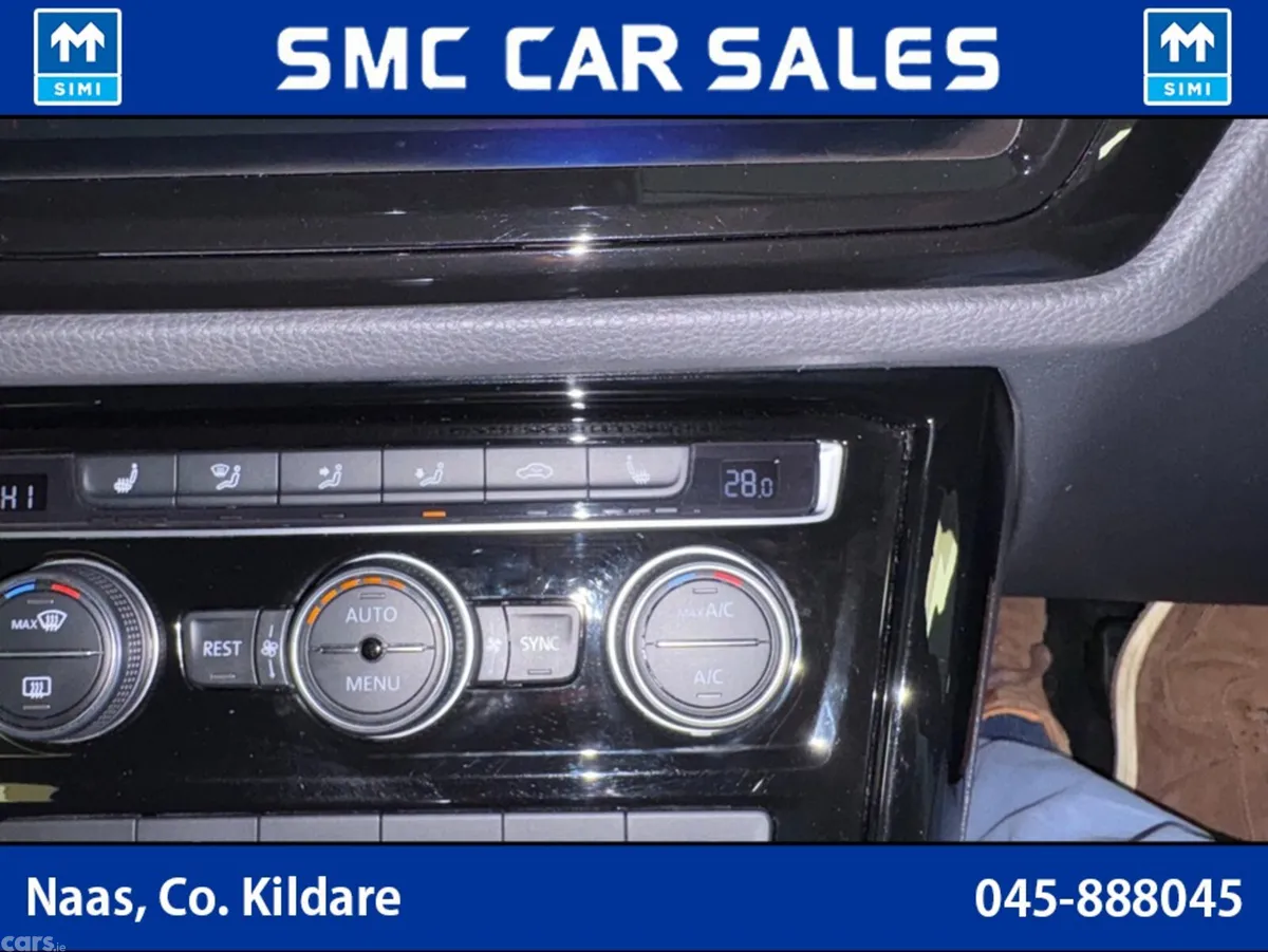 Volkswagen Touran MPV, Diesel, 2018, White