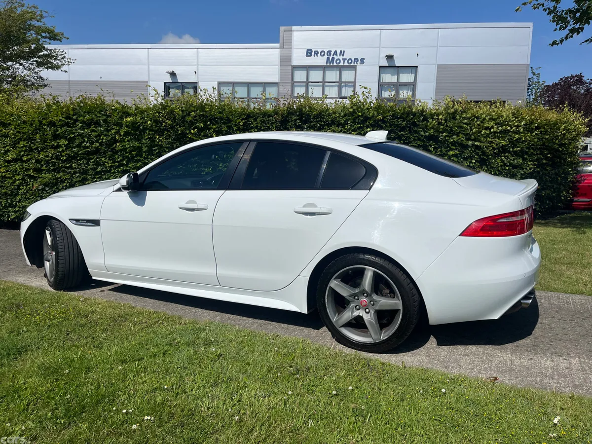 Jaguar XE Saloon, Diesel, 2017, White