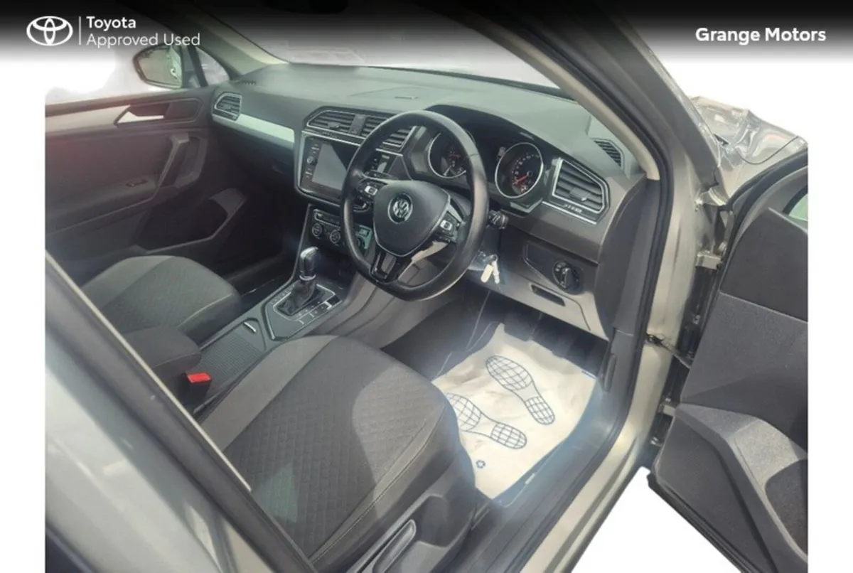 Volkswagen Tiguan Estate, Diesel, 2018, Grey
