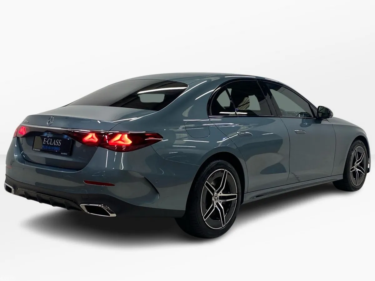 Mercedes-Benz E-Class Saloon, Diesel Plug-in Hybrid, 2026, Green