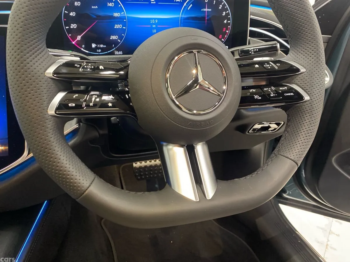 Mercedes-Benz E-Class Saloon, Diesel Plug-in Hybrid, 2026, Green